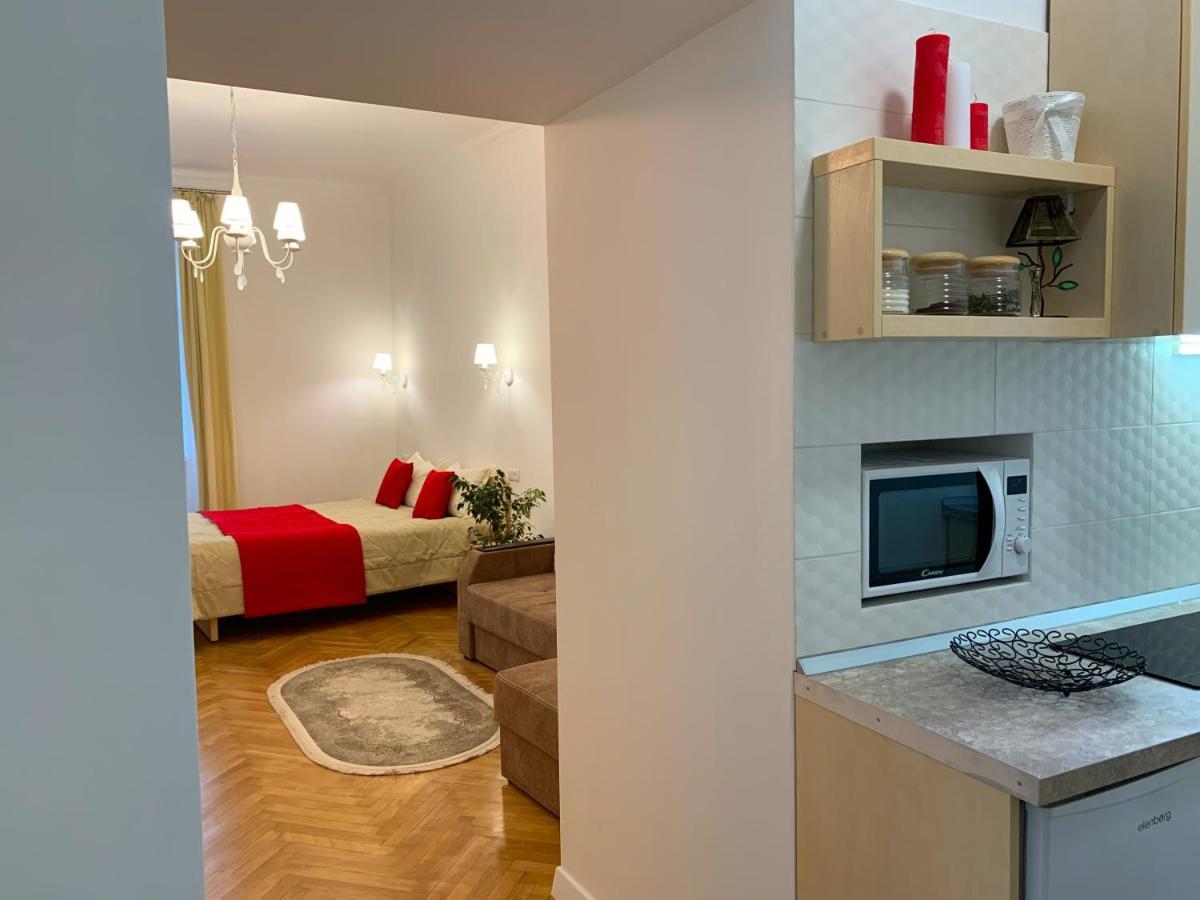 Siesta Apartment On Stefanyka Lviv Exterior photo