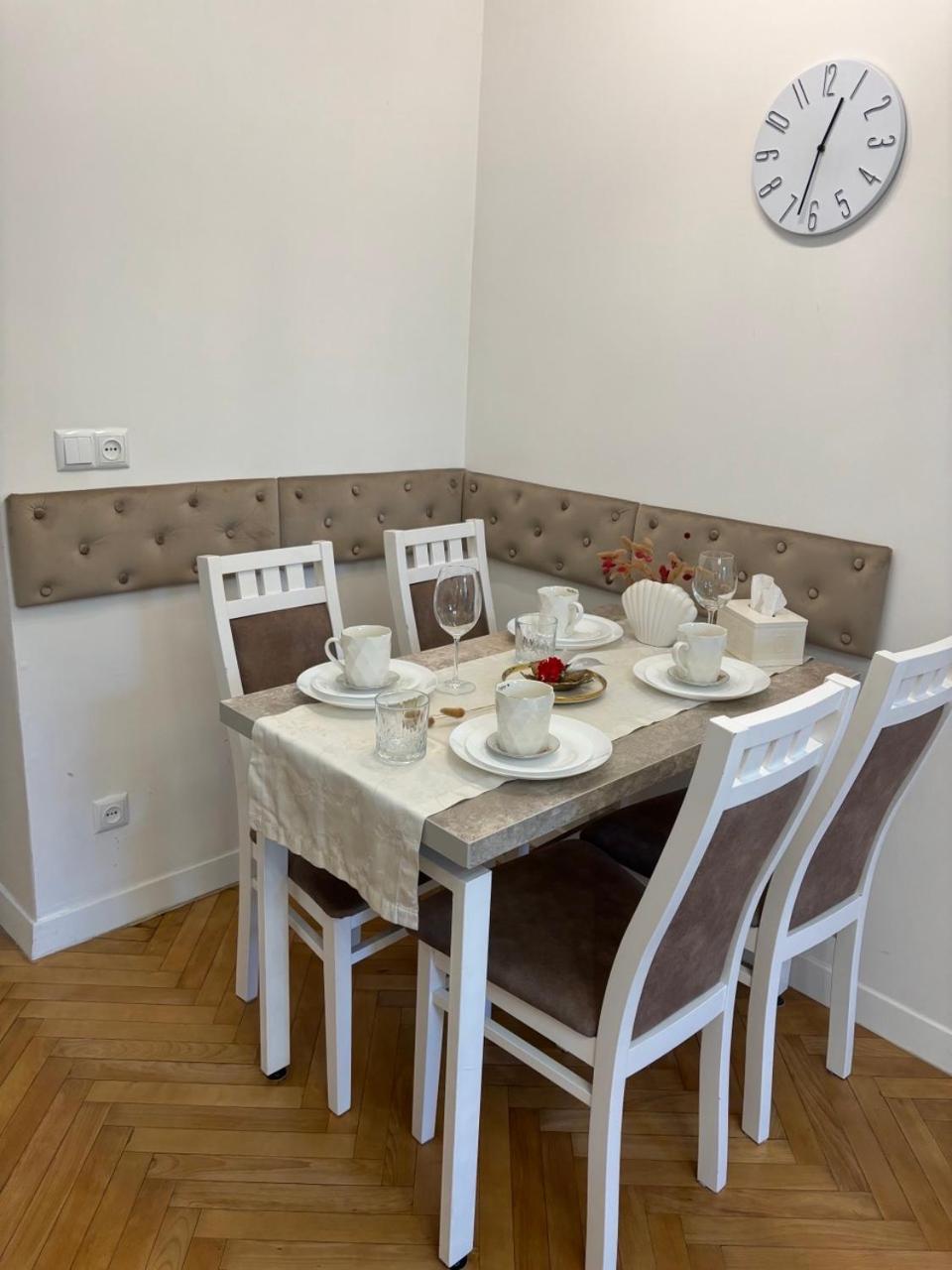 Siesta Apartment On Stefanyka Lviv Exterior photo